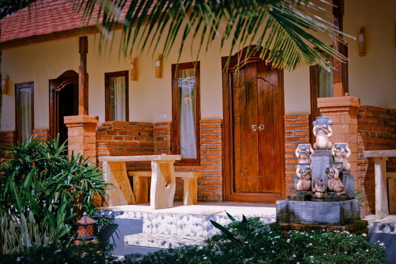 Eco Moringa Garden Hotel Banyuwedang Exterior photo