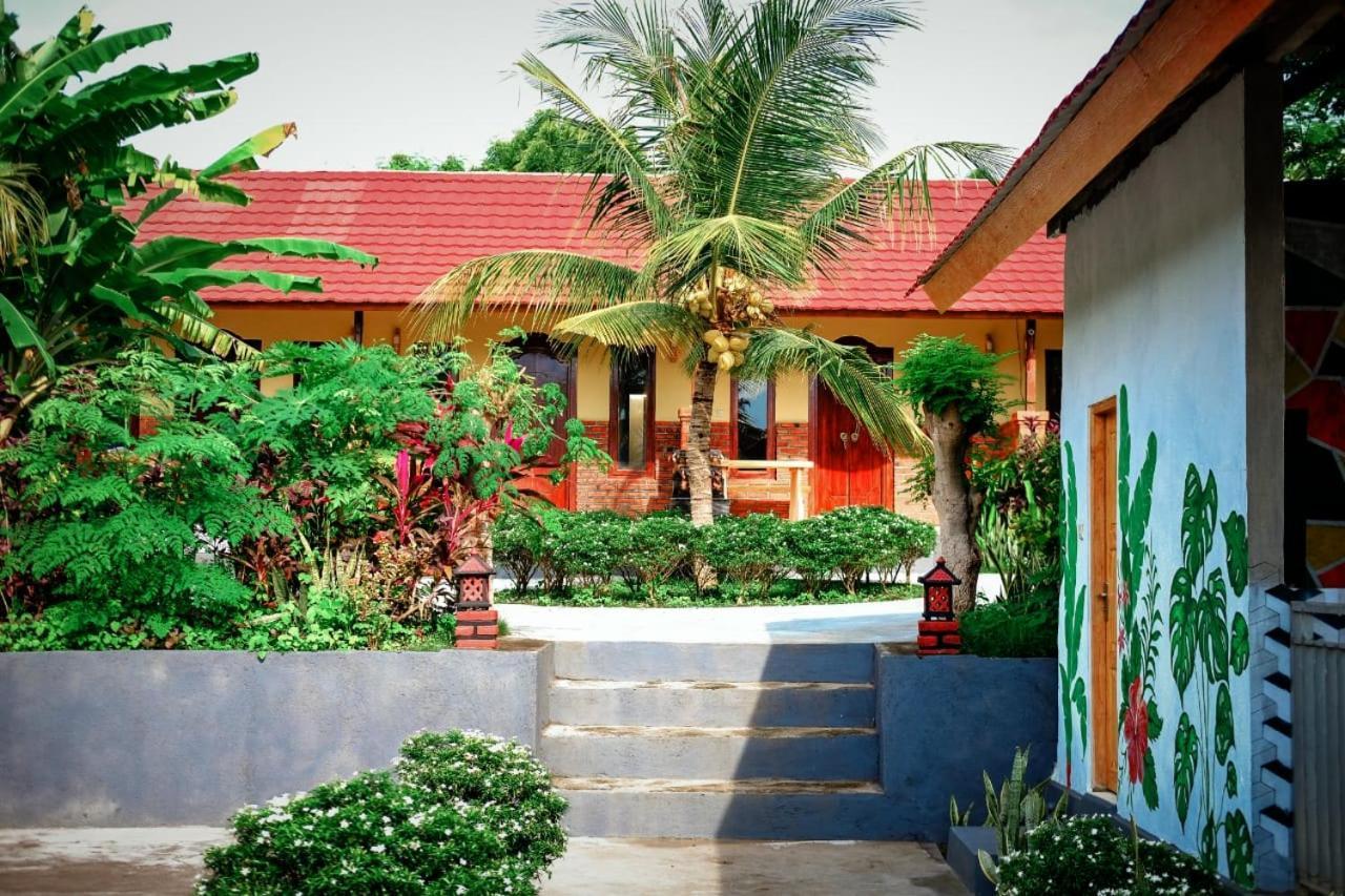 Eco Moringa Garden Hotel Banyuwedang Exterior photo